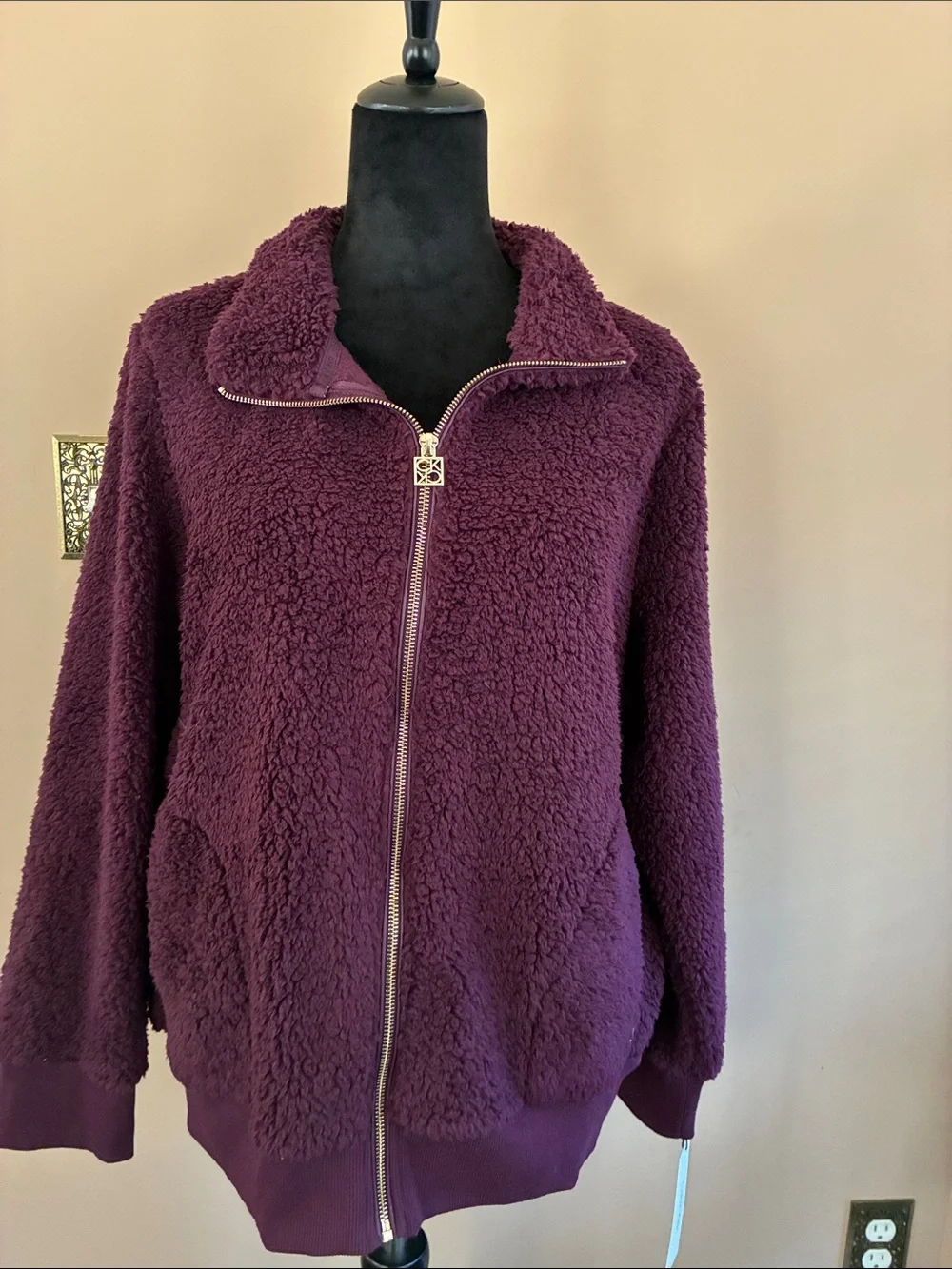 Jacket - Picture 2 of 5